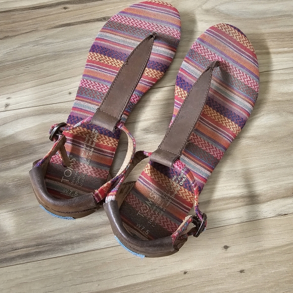 TOMS Womans Multi-color Tribal Boho Leather Women's Size 7.5 - Picture 3 of 8